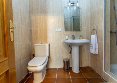 B404 - bathroom annex