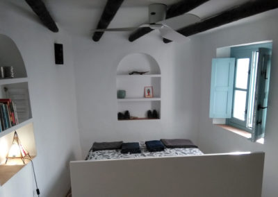 R17 - Bedroom.
