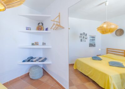 R27 - bedroom 1st floor
