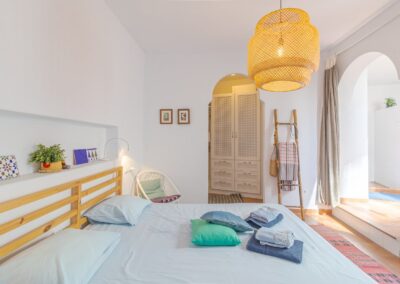 R27 - bedroom 1