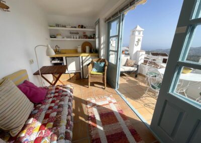 R19 - The terrace and a kitchenette