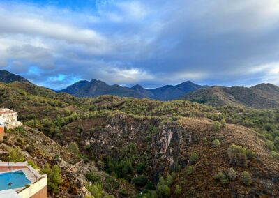 B16 - nice views of the national park