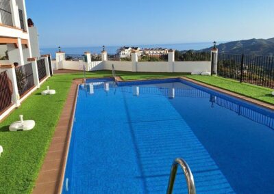 B04 - Pool