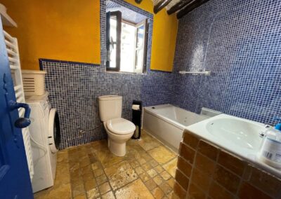 R07 - Bathroom