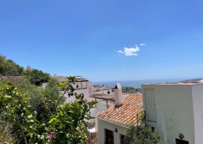 R07 - Fabulous view from the garden