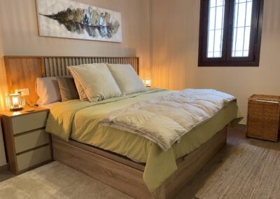 R22 - master bedroom