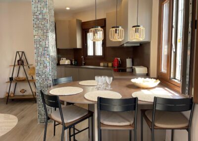 R22 - dining area