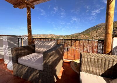 R06 - Top terrace