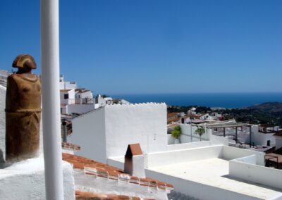 R15 - Views from the top terrace