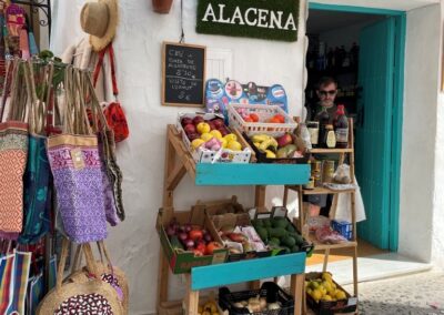 R416 - small local shops