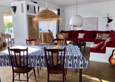 B02 - dining room