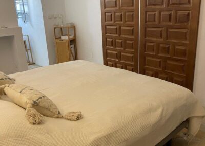 B02 - bedroom
