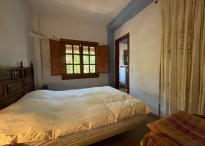 G422 - bedroom 2