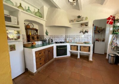 G422 - kitchen
