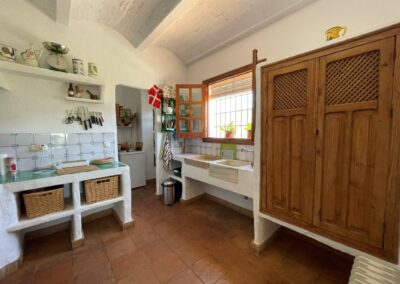 G422 - kitchen