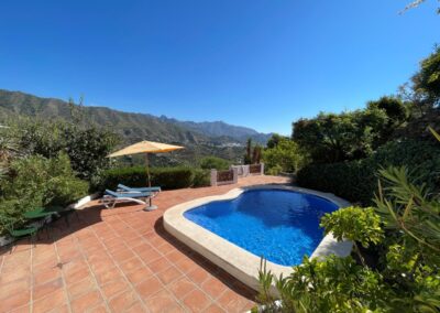 G422 - pool area