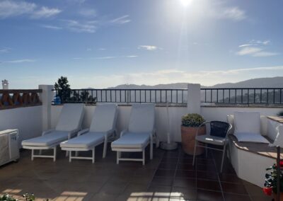 B423 - terrace
