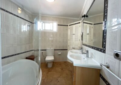 B426 - badeværelse ensuite